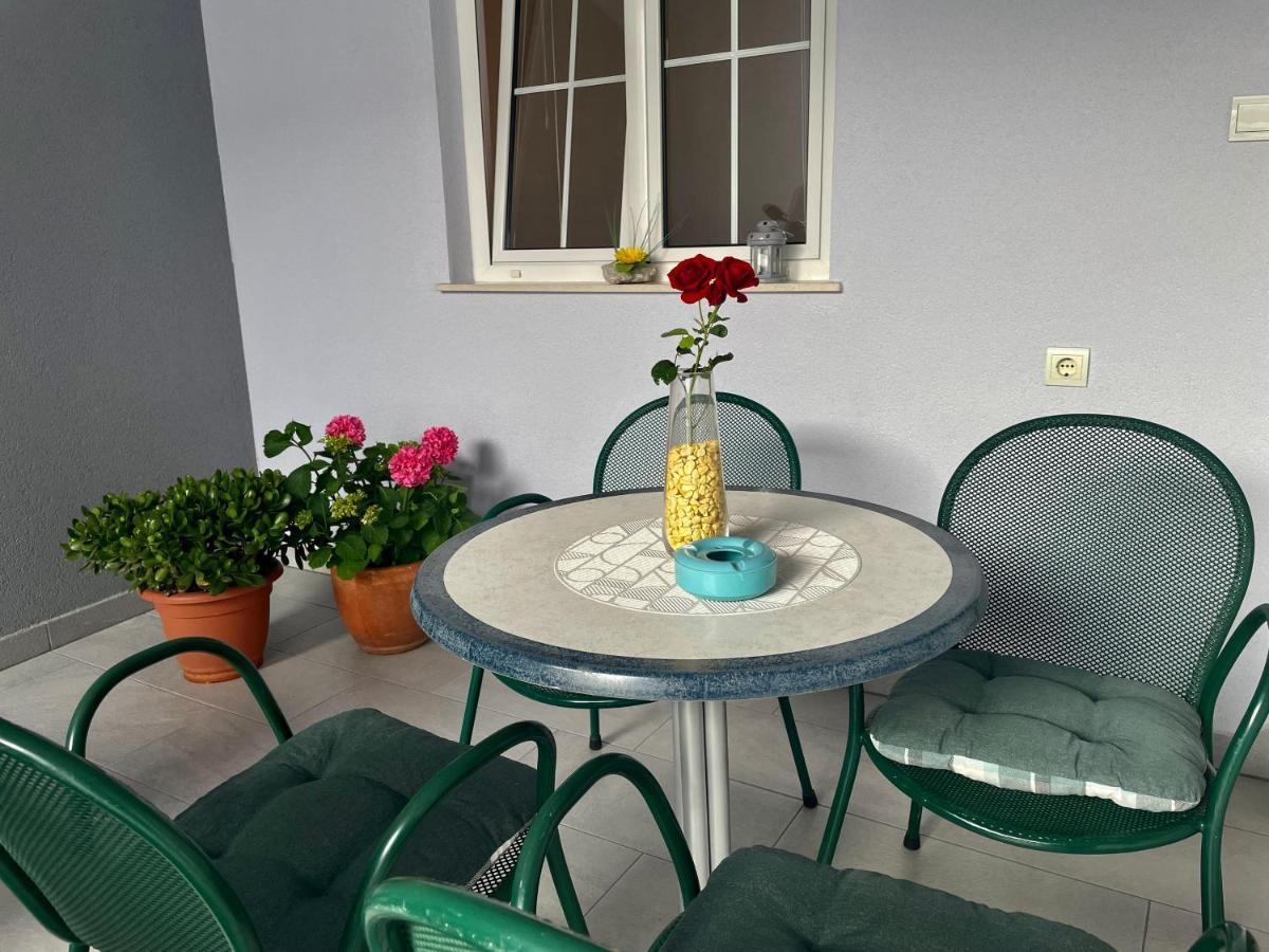 Aurelia Apartment Makarska Eksteriør bilde